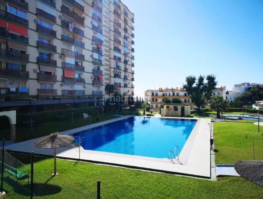 Estudio Con Vista Al Mar A 200 Mts De La Playa Бенальмадена Экстерьер фото