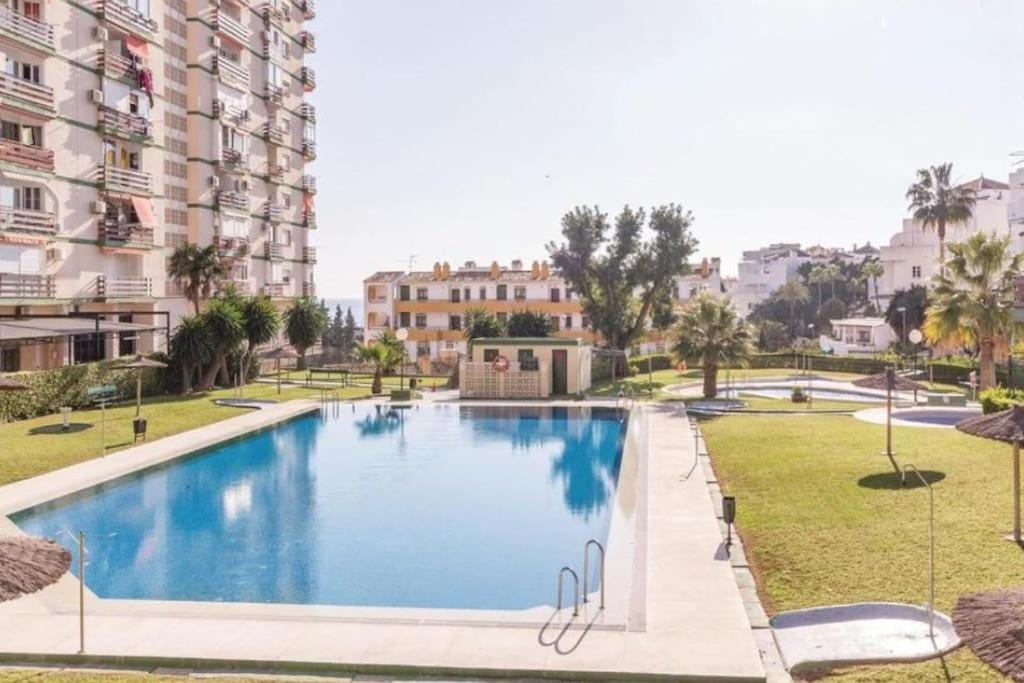 Estudio Con Vista Al Mar A 200 Mts De La Playa Бенальмадена Экстерьер фото